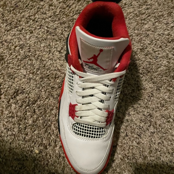 Jordan Retro 4 Fire Red - Picture 4 of 6